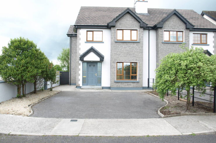 No 1 Lakeview, Creggs Rd, Glenamaddy, Co Galway F45 W257 -Well Presented 3/4 Bed Semi-Detached in Pristine Condition